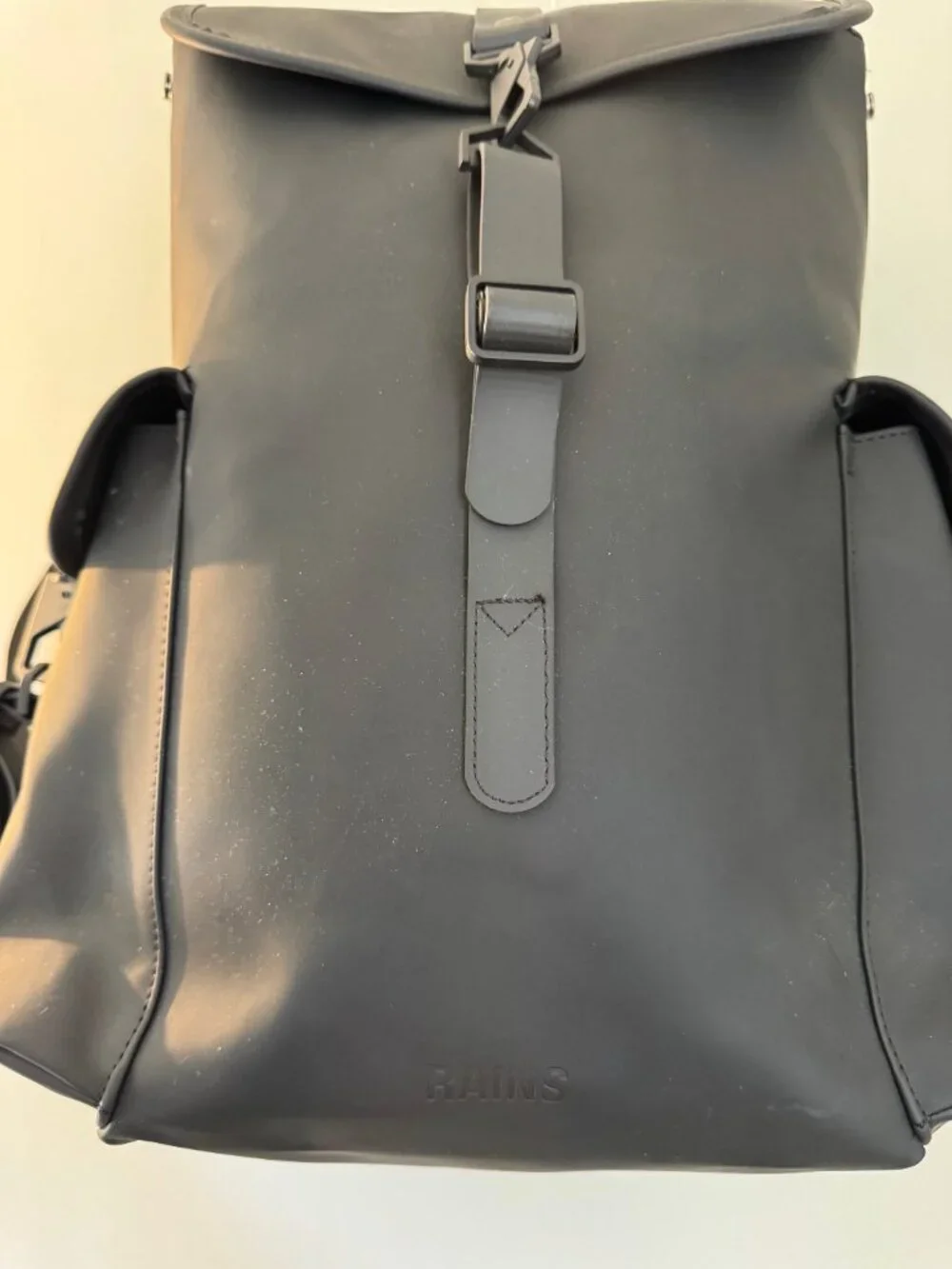 Rains Rucksack Cargo Backpack - Picture 3 of 4